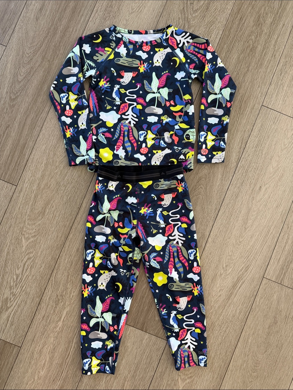 Burton dry ride baselayer owl matching set size 4T